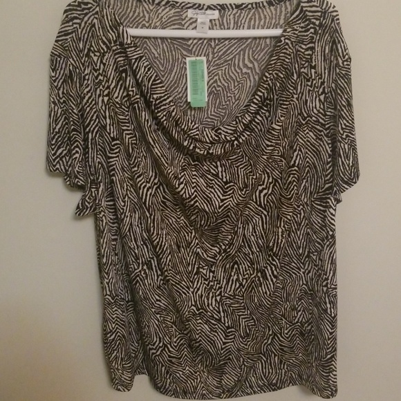 Top - Picture 2 of 2